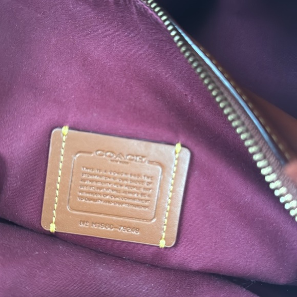 Coach Hadley Hobo in Signature Canvas - Picture 9 of 12